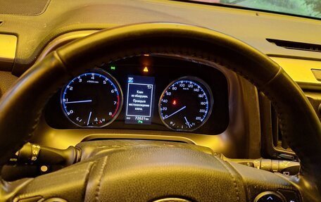 Toyota RAV4, 2019 год, 2 900 000 рублей, 10 фотография