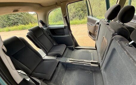 Opel Zafira A рестайлинг, 2002 год, 450 000 рублей, 34 фотография