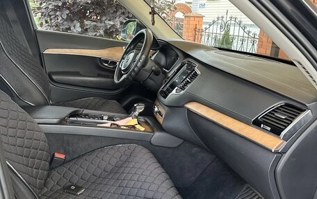 Volvo XC90 II рестайлинг, 2018 год, 3 930 000 рублей, 9 фотография