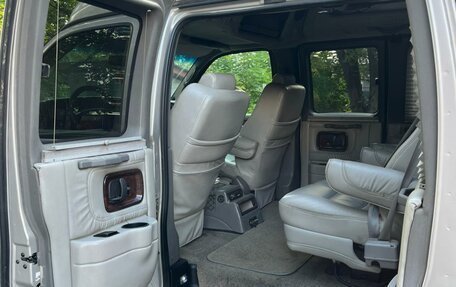 GMC Savana I, 2008 год, 2 000 000 рублей, 8 фотография