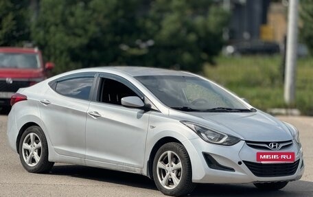 Hyundai Elantra V, 2015 год, 950 000 рублей, 3 фотография