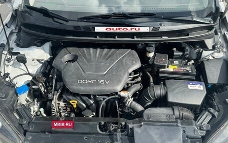 Hyundai Elantra V, 2015 год, 950 000 рублей, 12 фотография