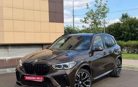 BMW X5 M, 2021 год, 12 700 000 рублей, 2 фотография