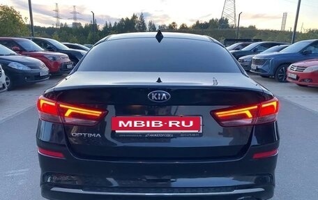 KIA Optima IV, 2019 год, 950 000 рублей, 6 фотография
