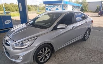 Hyundai Solaris II рестайлинг, 2013 год, 900 000 рублей, 1 фотография