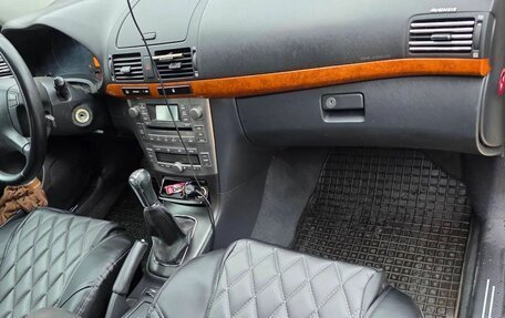 Toyota Avensis III рестайлинг, 2008 год, 670 000 рублей, 2 фотография