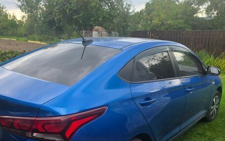 Hyundai Solaris II рестайлинг, 2017 год, 1 050 000 рублей, 5 фотография