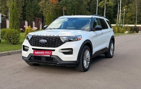 Ford Explorer VI, 2021 год, 4 600 000 рублей, 2 фотография
