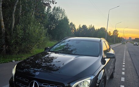 Mercedes-Benz GLA, 2019 год, 2 700 000 рублей, 3 фотография