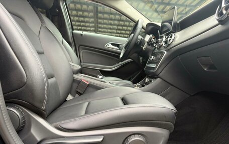 Mercedes-Benz GLA, 2019 год, 2 700 000 рублей, 15 фотография