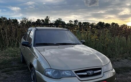 Daewoo Nexia I рестайлинг, 2011 год, 250 000 рублей, 1 фотография