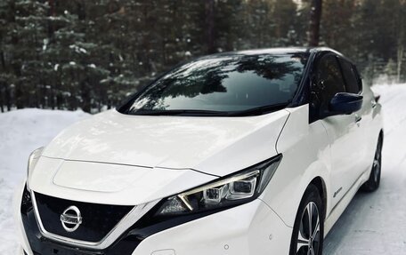 Nissan Leaf II, 2017 год, 1 700 000 рублей, 1 фотография