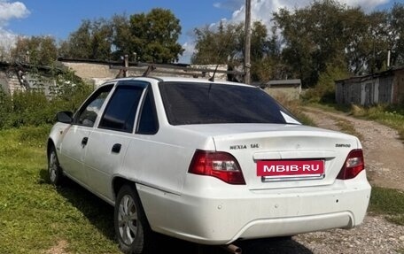 Daewoo Nexia I рестайлинг, 2010 год, 100 000 рублей, 4 фотография