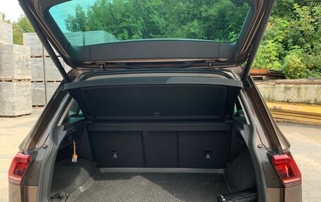 Volkswagen Tiguan II, 2019 год, 4 000 000 рублей, 3 фотография
