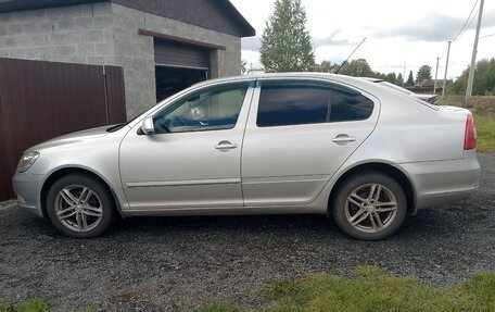 Skoda Octavia, 2010 год, 650 000 рублей, 2 фотография
