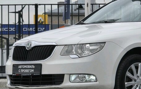 Skoda Superb III рестайлинг, 2011 год, 899 000 рублей, 9 фотография