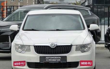 Skoda Superb III рестайлинг, 2011 год, 899 000 рублей, 2 фотография