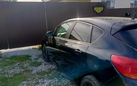Opel Astra J, 2013 год, 850 000 рублей, 5 фотография