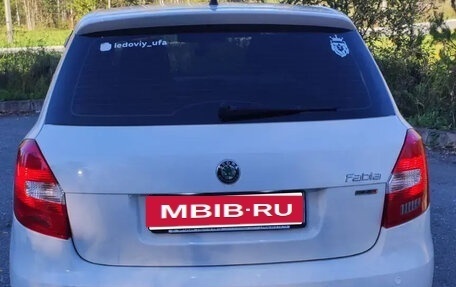 Skoda Fabia II, 2012 год, 900 000 рублей, 14 фотография