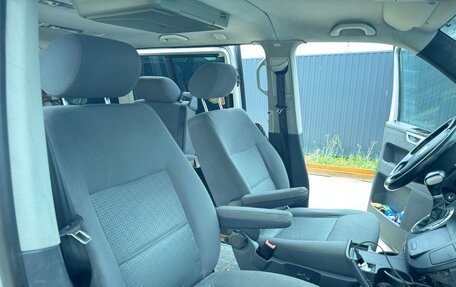 Volkswagen Multivan T5, 2004 год, 1 210 000 рублей, 4 фотография