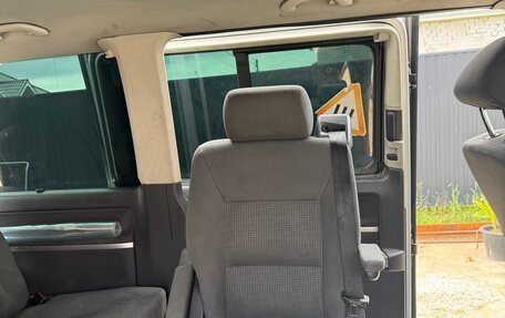 Volkswagen Multivan T5, 2004 год, 1 210 000 рублей, 9 фотография