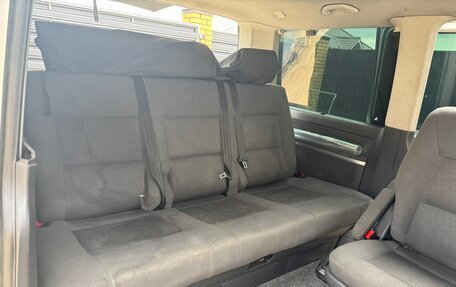 Volkswagen Multivan T5, 2004 год, 1 210 000 рублей, 11 фотография