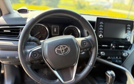 Toyota Camry, 2021 год, 3 100 000 рублей, 5 фотография