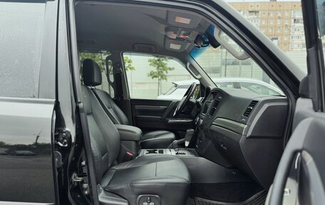 Mitsubishi Pajero IV, 2011 год, 2 100 000 рублей, 26 фотография