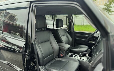 Mitsubishi Pajero IV, 2011 год, 2 100 000 рублей, 27 фотография