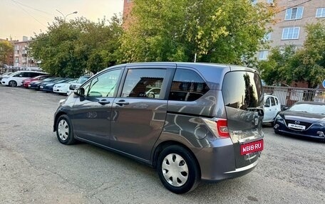 Honda Freed I, 2016 год, 1 159 000 рублей, 6 фотография