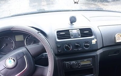 Skoda Fabia II, 2011 год, 275 000 рублей, 1 фотография
