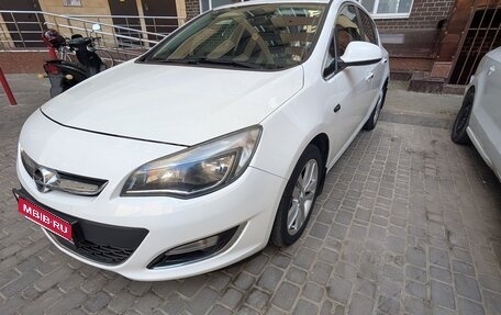 Opel Astra J, 2012 год, 800 000 рублей, 1 фотография