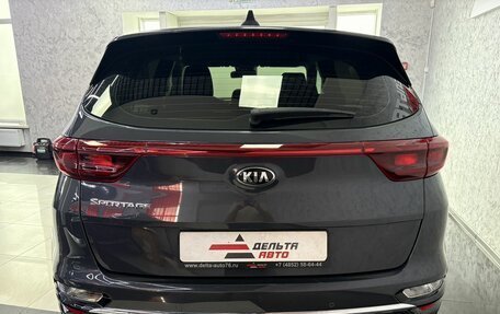 KIA Sportage IV рестайлинг, 2018 год, 1 995 000 рублей, 4 фотография