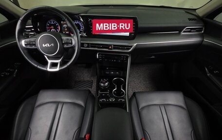 KIA K5, 2023 год, 2 440 000 рублей, 7 фотография