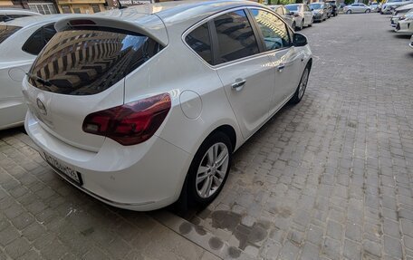 Opel Astra J, 2012 год, 800 000 рублей, 3 фотография