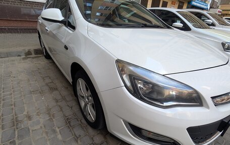 Opel Astra J, 2012 год, 800 000 рублей, 2 фотография