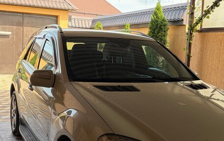 Mercedes-Benz M-Класс, 2010 год, 550 000 рублей, 3 фотография