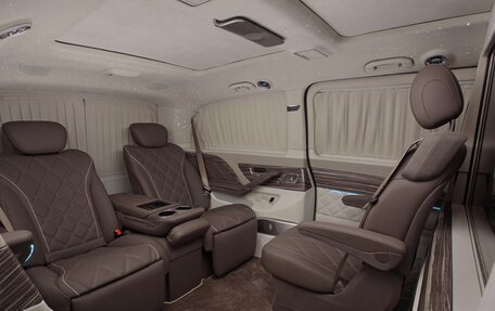 Mercedes-Benz V-Класс, 2025 год, 32 800 000 рублей, 8 фотография