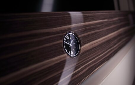 Mercedes-Benz V-Класс, 2025 год, 32 800 000 рублей, 11 фотография