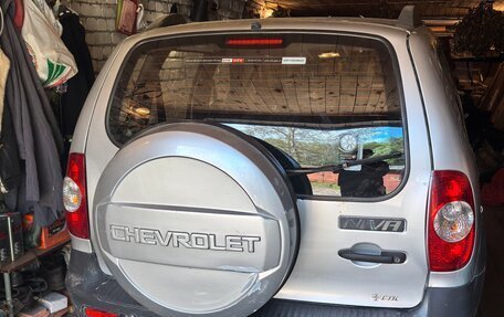 Chevrolet Niva I рестайлинг, 2010 год, 300 000 рублей, 7 фотография