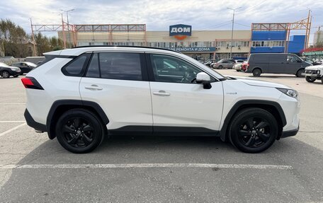 Toyota RAV4, 2021 год, 5 500 000 рублей, 5 фотография
