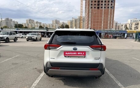 Toyota RAV4, 2021 год, 5 500 000 рублей, 6 фотография