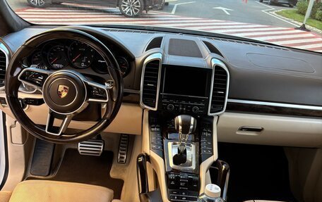 Porsche Cayenne III, 2015 год, 3 500 000 рублей, 19 фотография