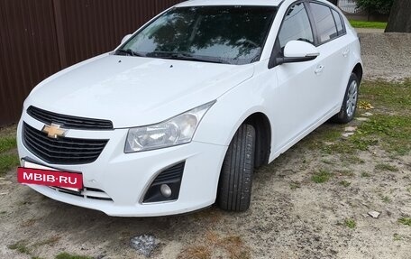 Chevrolet Cruze II, 2014 год, 750 000 рублей, 2 фотография