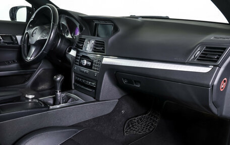 Mercedes-Benz E-Класс, 2010 год, 1 200 000 рублей, 10 фотография