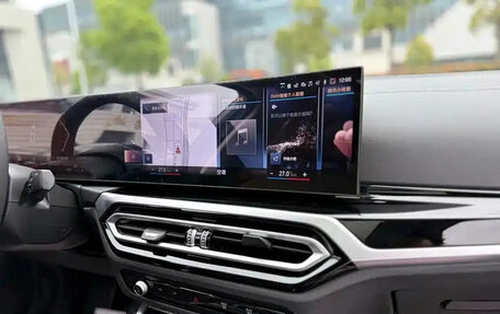 BMW 3 серия, 2023 год, 2 942 000 рублей, 12 фотография