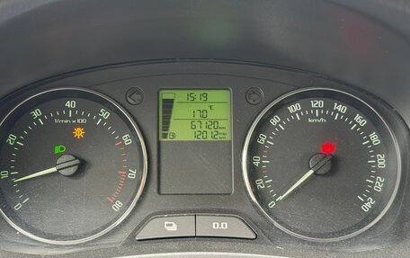 Skoda Fabia II, 2011 год, 700 000 рублей, 13 фотография