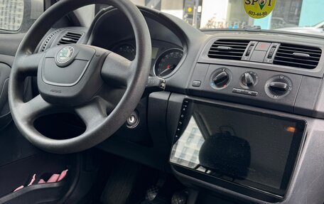 Skoda Fabia II, 2011 год, 700 000 рублей, 11 фотография