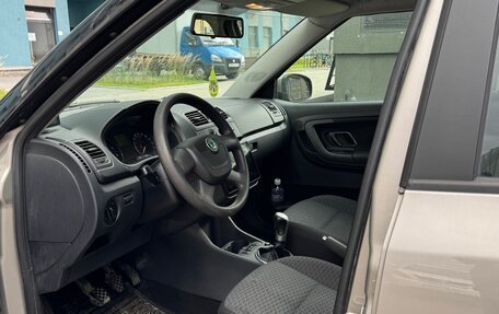 Skoda Fabia II, 2011 год, 700 000 рублей, 16 фотография
