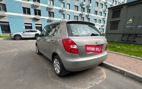 Skoda Fabia II, 2011 год, 700 000 рублей, 10 фотография